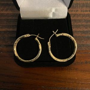14k solid yellow gold hoop earrings
